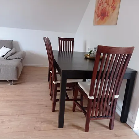 Moderne Work And Naehe Olpe Und Fuer 4 Personen Attendorn